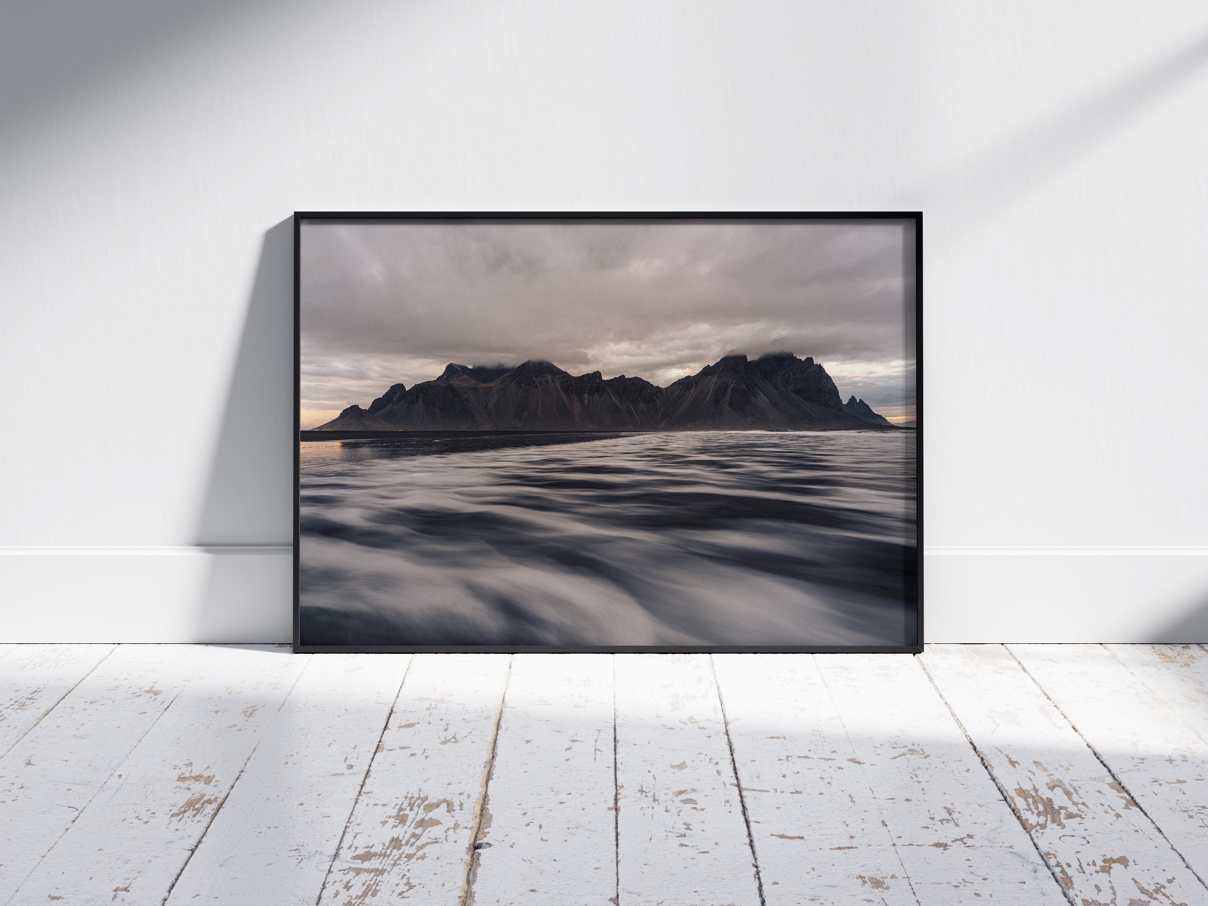 Still Waters of Vestrahorn