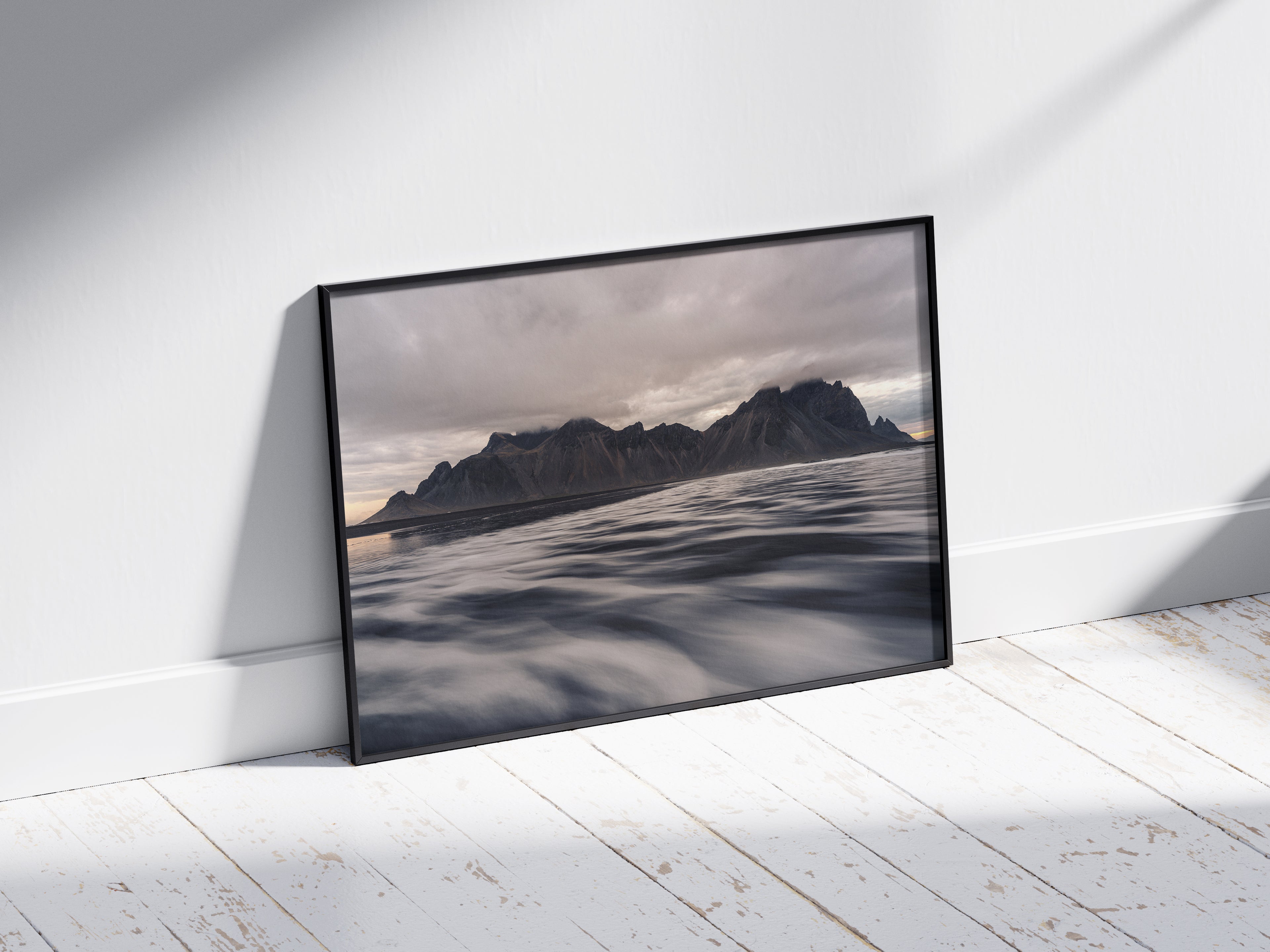 Still Waters of Vestrahorn